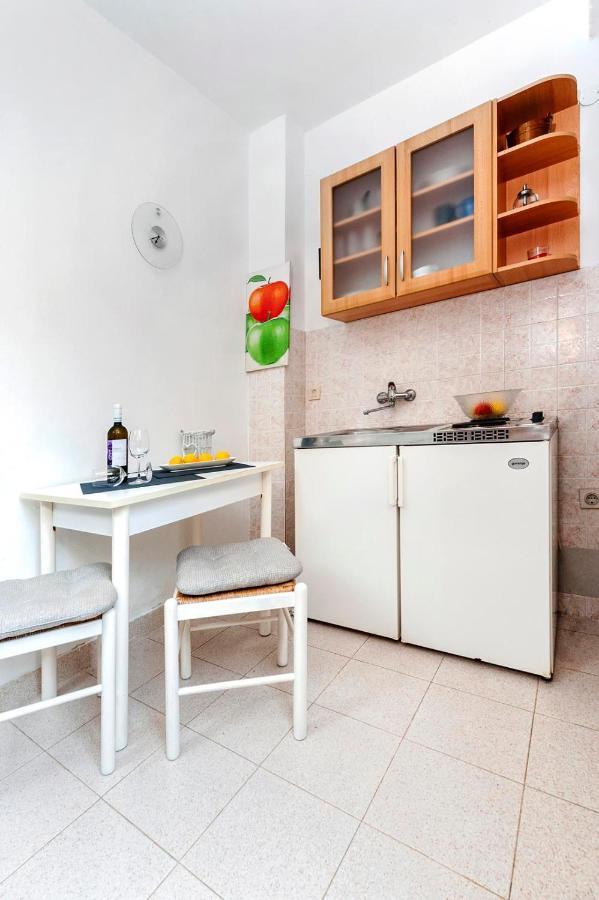 Studio Vania Rovinj Exterior foto